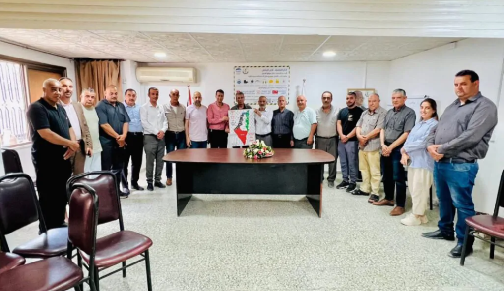 لقاءات حوارية لنقابتي العاملين في البناء والاخشاب والبتروكيماويات في جنين 44