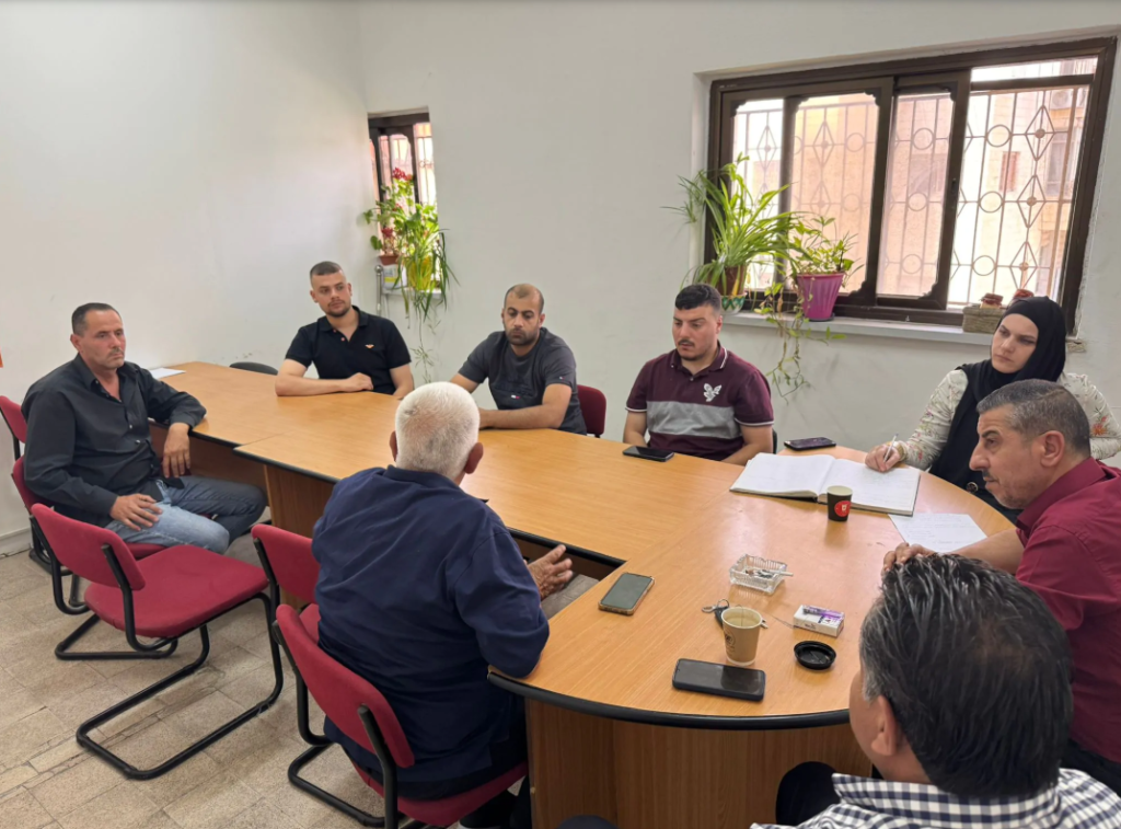 الهيئة الإدارية لنقابة العاملين في البناء والاخشاب بمجلس رام الله تناقش برامج الأنشطة 55555
