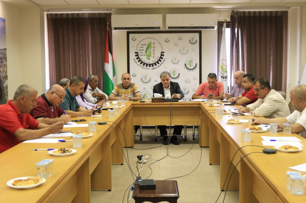 النقابة العامة لعمال البناء والأخشاب تعقد اجتماعًا لمناقشة القضايا النقابية والوطنية 999999999